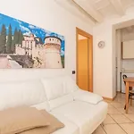 Appartamento Bilocale 1 Piazza Vittoria - Affitti Brevi Italia
